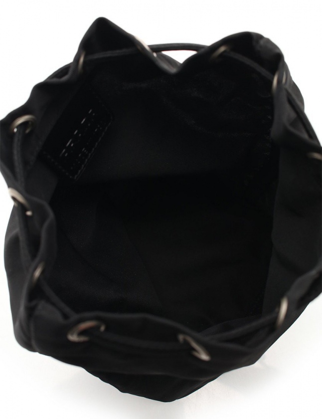 PRADA プラダ巾着ポーチ黒メンズレディース