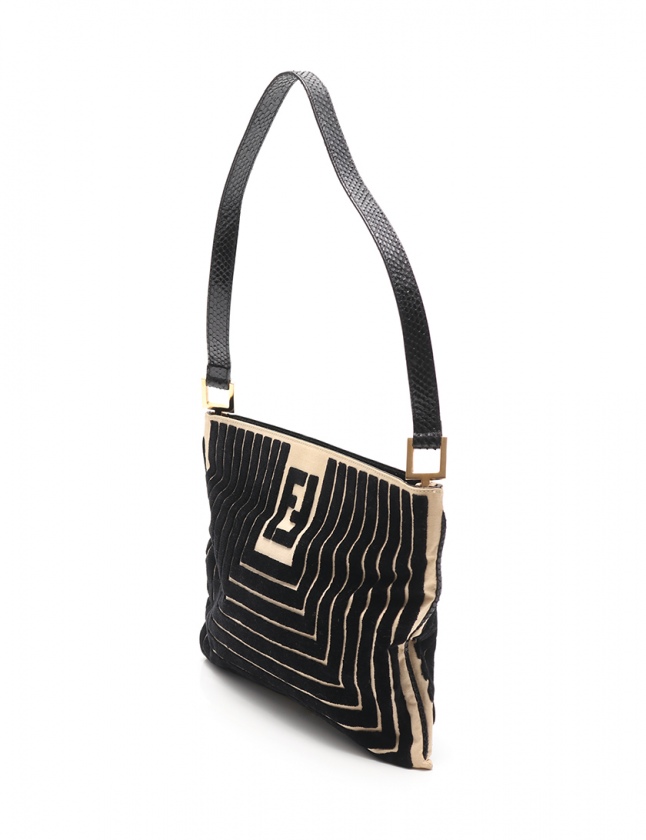 フェンディ FENDI ショルダーバッグ ズッカ 黒 ベージュ リザード 