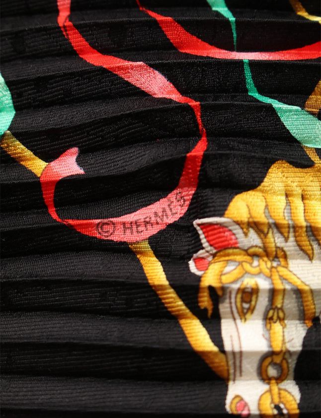 エルメス HERMES プリーツスカーフ カレプリセ 黒 マルチカラー 小物