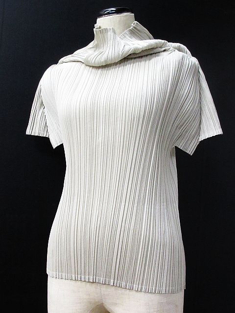 プリーツプリーズ PLEATS PLEASE イッセイミヤケ プリーツ カットソー  