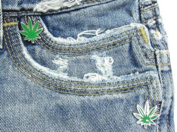 DSQUARED2 マリファナ デニム ダメージ ヴィンテージジーンズ DSQUARED2 マリファナ デニム ダメージ ヴィンテージジーンズ