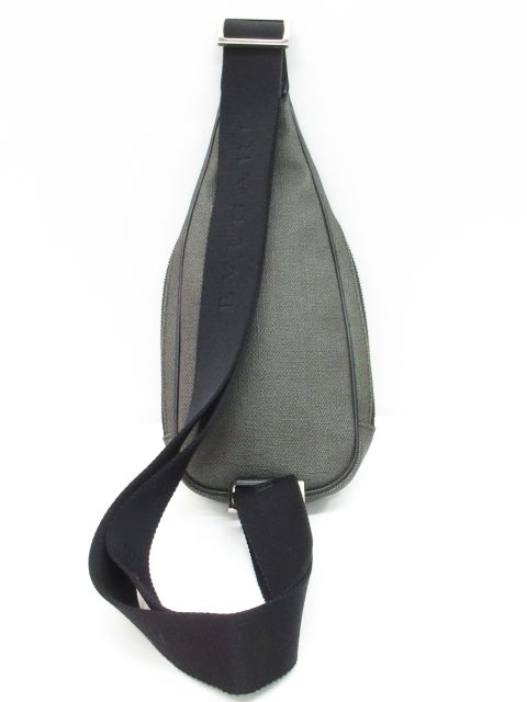 Bvlgariブルガリ ウィークエンド ボディーバック