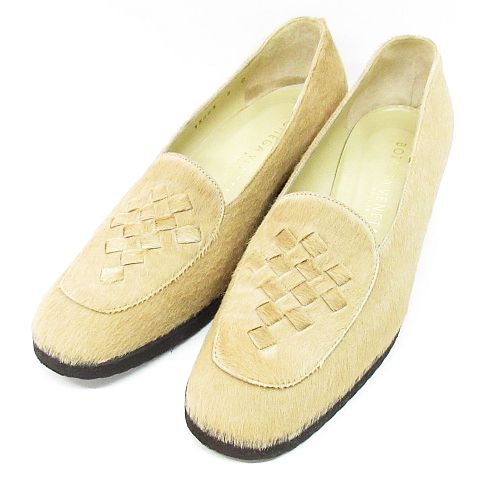 BOTTEGA VENETA ベージュローファー