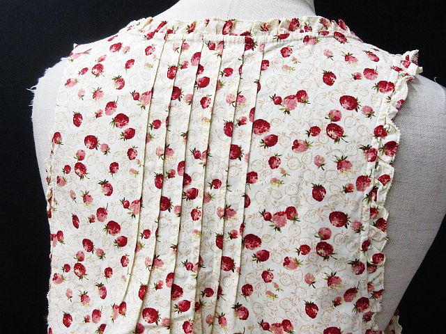 ピンクハウス Pink House ロング ワンピース ノースリーブ イチゴ柄 苺柄 ピンタック フレア フリル Uネック ベージュ Mm 01 レディース 116 ベクトルパーク