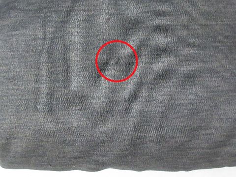 UNIQLO　ダウンベスト　グレー　無地　ジップアップ　ナイロン　フェザー　軽量 UNIQLO ダウンベスト グレー 無地 ジップアップ ナイロン
