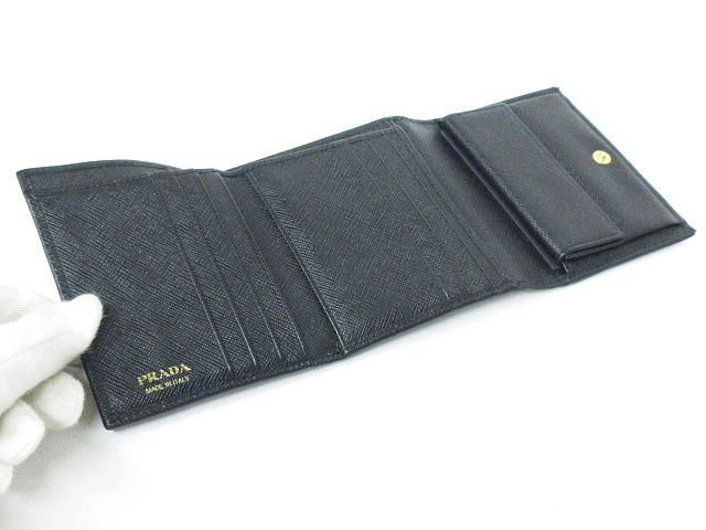 プラダ PRADA 1MH176 サフィアーノ レザー 三つ折り 財布 ブラック 黒