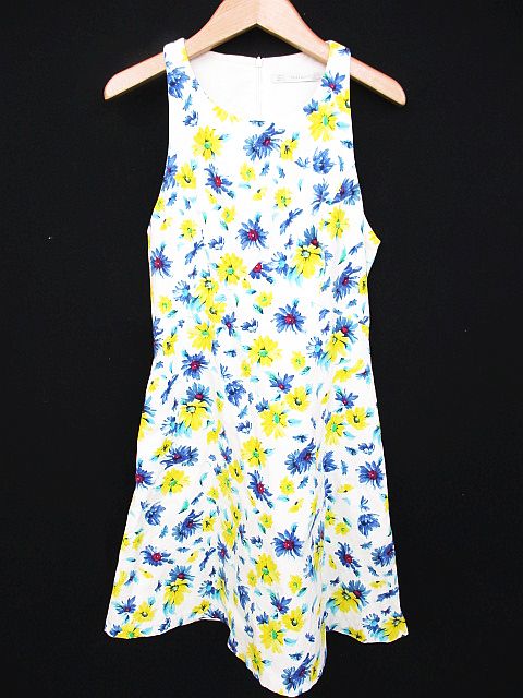 ザラ Zara ワンピース ノースリーブ 花柄 白 膝丈 フレア Usaサイズ S J469 中古 117 ベクトルパーク