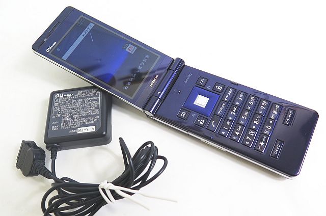 au beskey HITACHI ガラケー 携帯電話 スターリーネイビー