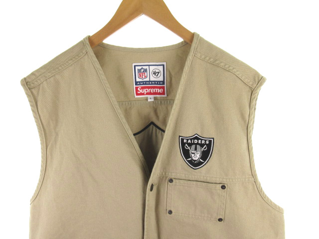 【新品・最安値】Supreme Raider Denim Vest Supreme NFL Raiders '47 Denim Vest (SS19) - $158