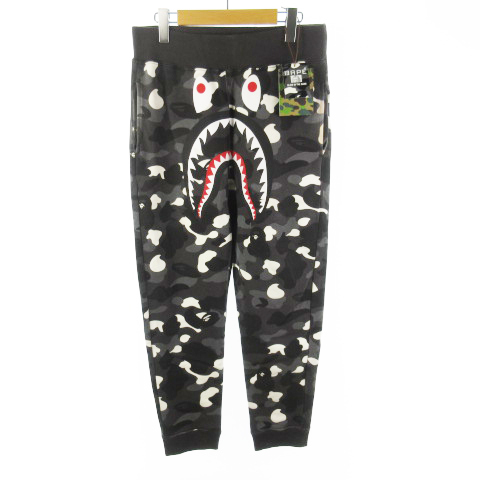 アベイシングエイプ A BATHING APE Shark cotton-jersey jogging 