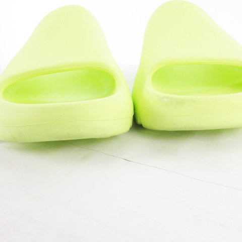 アディダス adidas サンダル YEEZY SLIDE/GLOW GREEN GX6138 イージー  
