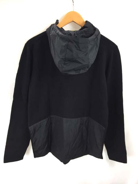 値下げ中8/28までPRADA sports 黒 長袖 カットソー ハーフジップ 期間限定値下げ中 PRADA sports 黒 長袖 カットソー ハーフジップ