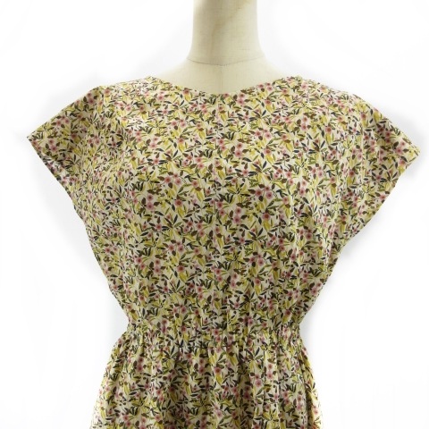 マッキントッシュフィロソフィー Mackintosh Philosophy 近年モデル リバティbrighton Blosson ワンピース 花柄 ひざ丈 36 S ベージュ Ibo11 レディース 122 ベクトルパーク