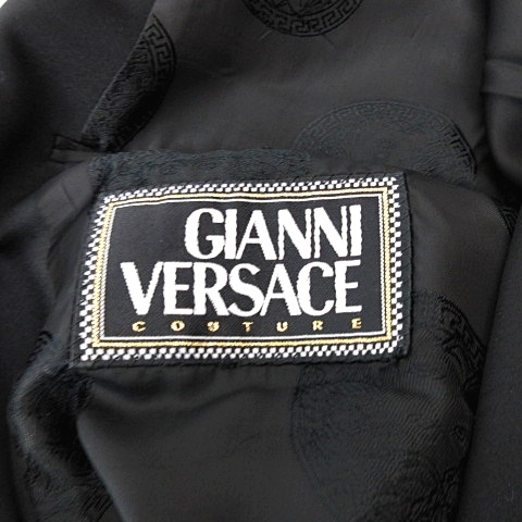 激安！ジャンニヴェルサーチセットアップ （Gianni Versace  