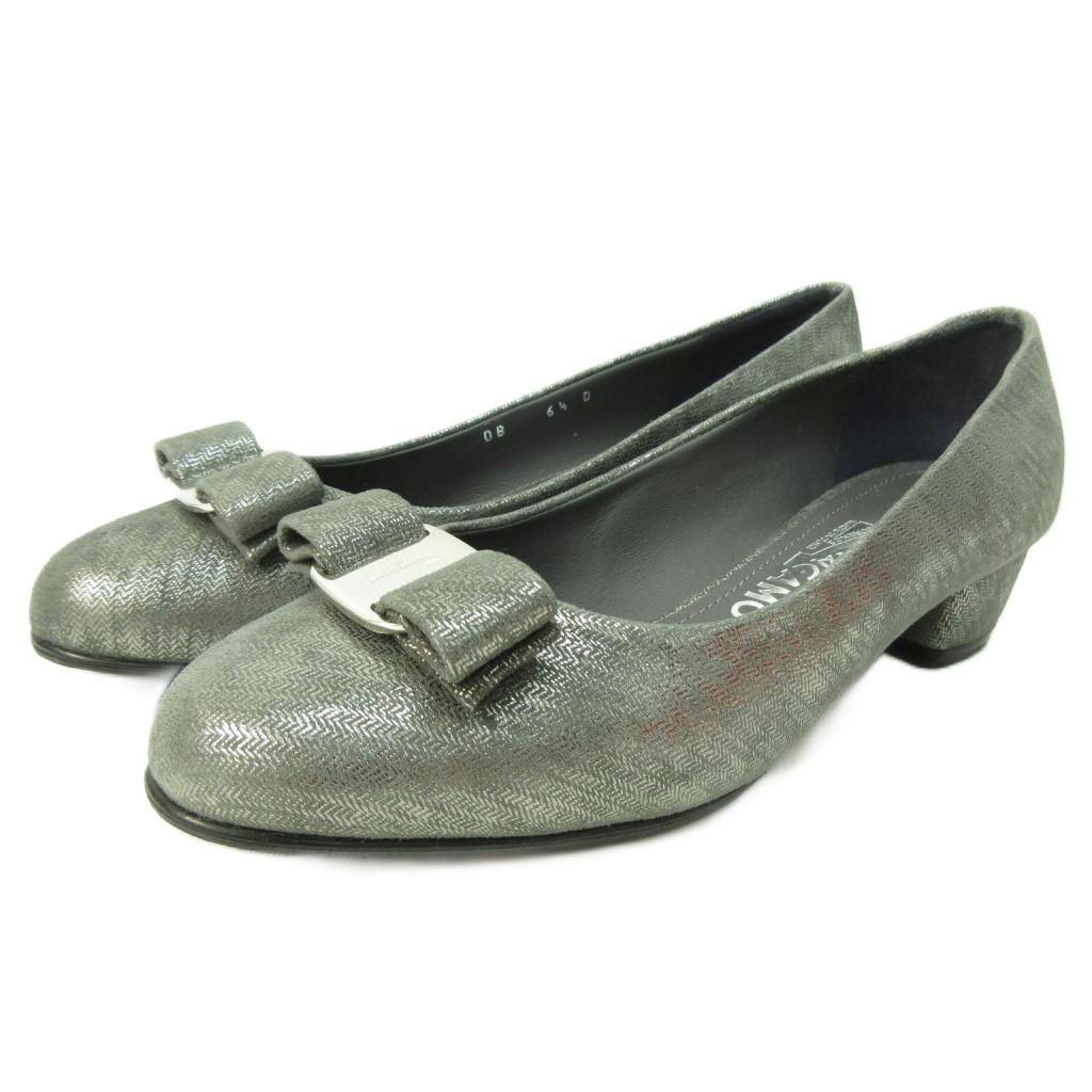 未使用品 サルヴァトーレフェラガモ Salvatore Ferragamo 新品同様