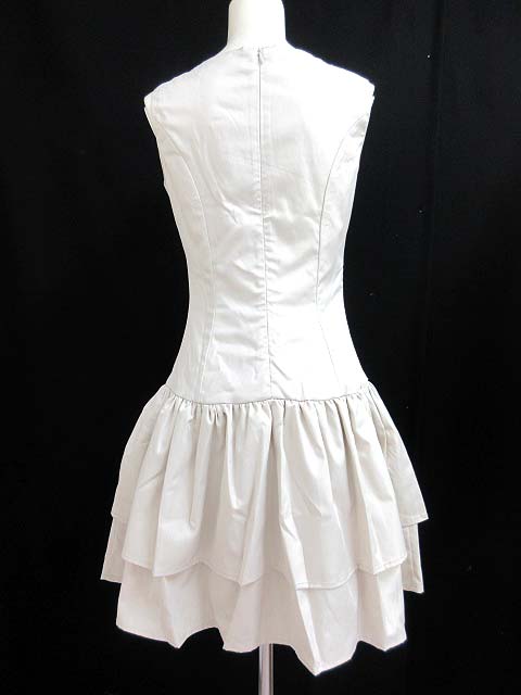 レジーナリスレ Reginarissre ワンピース 膝丈 フレア ノースリーブ ベージュ 40 中古 127 ベクトルパーク