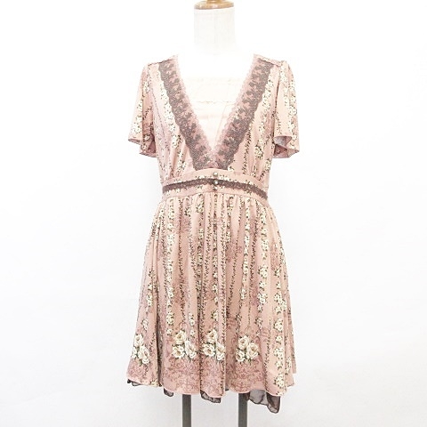 未使用品 アクシーズファム Axes Femme ワンピース 半袖 ひざ丈 Vネック フレア レース タック 裏地付 ストレッチ 花柄 ピンク ベージュ 茶 ブラウン M レディース 135 ベクトルパーク