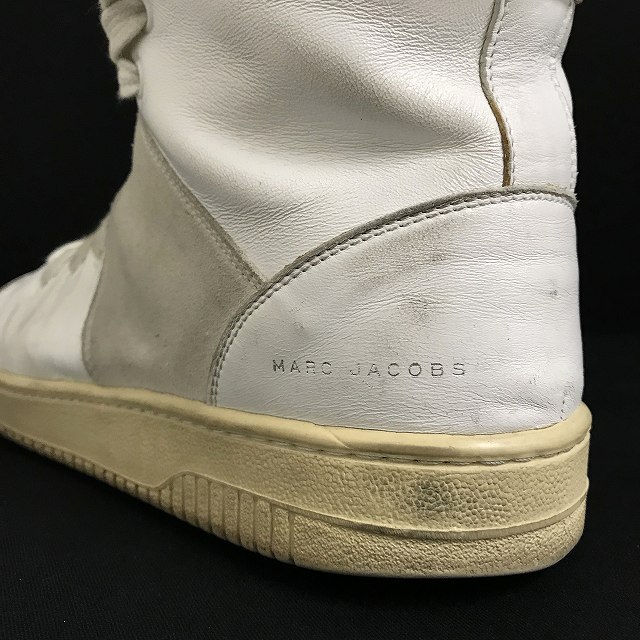 MARC BY MARCJACOBS 革靴 ローファー 白 スタッズ MARC BY MARCJACOBS 革靴 ローファー 白 スタッズ - メルカリ