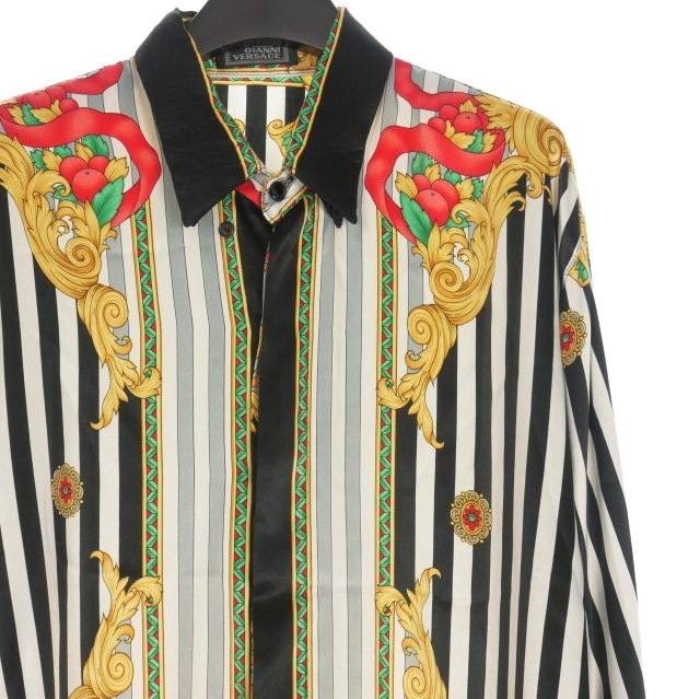 ジャンニヴェルサーチ ヴェルサーチェ GIANNI VERSACE 総柄 ジャンニヴェルサーチ ヴェルサーチェ GIANNI VERSACE 総柄