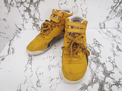 リーボック Reebok スニーカー ハイカット レースアップ 黄色