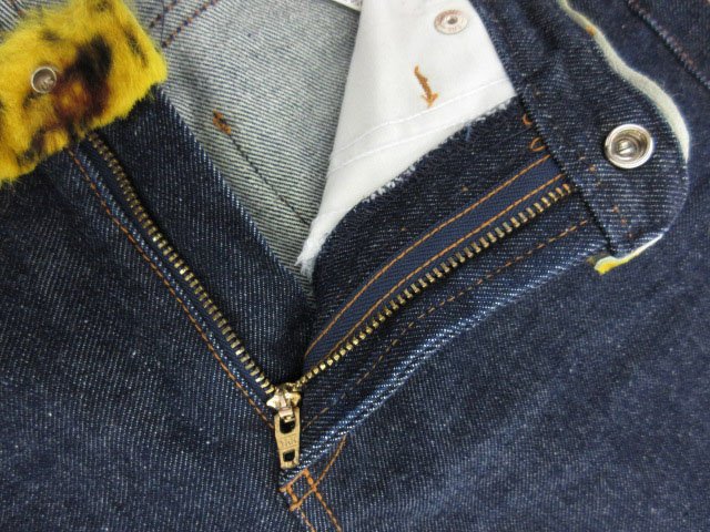D&G ヒョウ柄ジーンズ 26/40 D&G ヒョウ柄ジーンズ 26/40