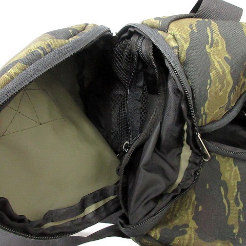 stussy ステューシー　2way バッグ　ショルダー取り外し可能　カーキ stussy ステューシー 2way バッグ ショルダー取り外し可能