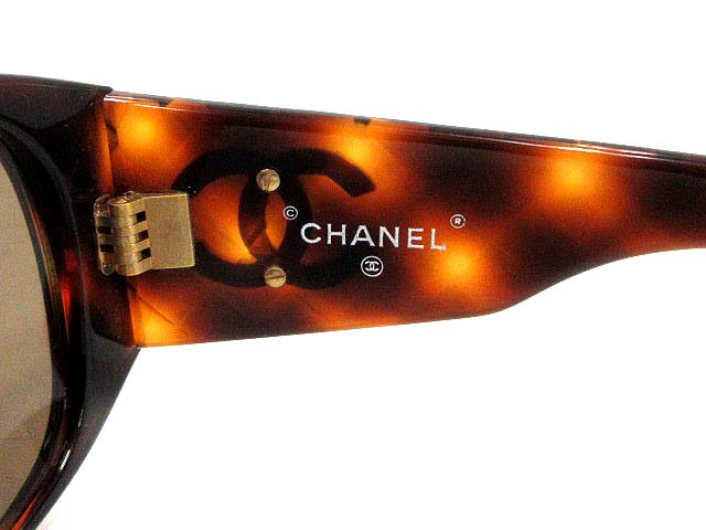 CHANEL べっ甲風オーバル型サングラス CHANEL オーバル型 サングラス