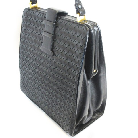 希少 美品 BOTTEGA VENETA がま口ハンドバッグ 編み込み BOTTEGA VENETA がま口ハンドバッグ 希少 美品 BOTTEGA VENETA がま口