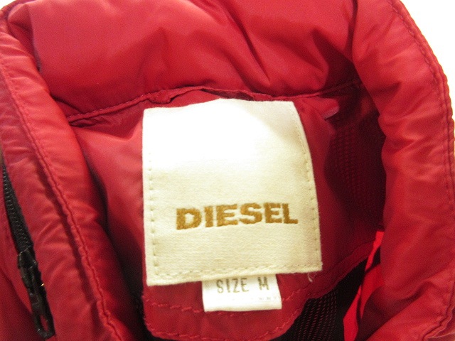 美品です。DIESEL ジップアップジャケット 赤 クリーム DIESEL（ディーゼル） ジップアップデニムジャケット メンズ