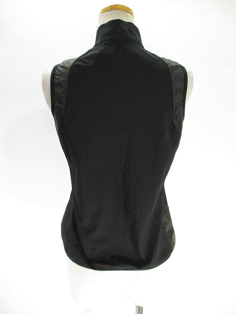 黒のタイトリスト刺繍ジップアップジャケット タイトリスト