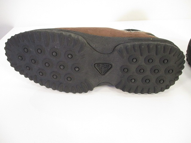 ナイキエーシージー NIKE ACG スリッポン エア モック スエード