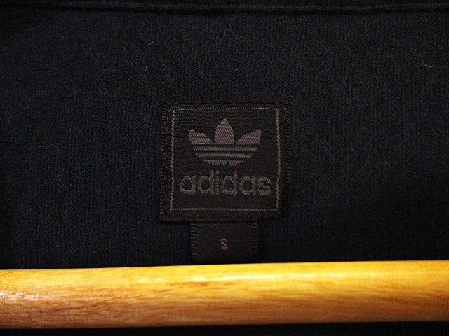 アディダス adidas Tシャツ カットソー Vネック 半袖 ロゴ