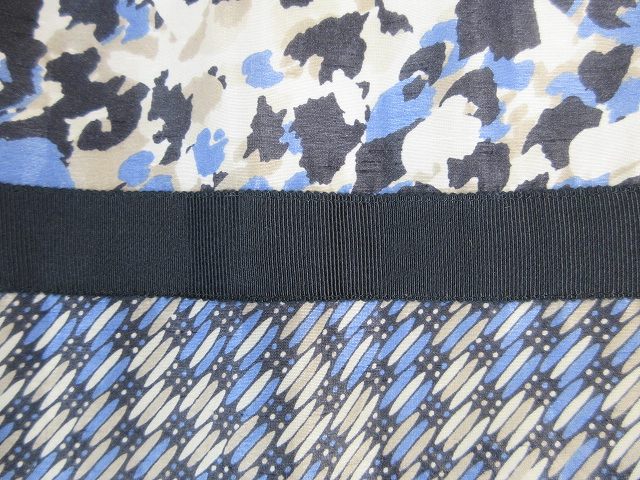 アクアスキュータム AQUASCUTUM スカート ウエストファスナー ひざ丈  