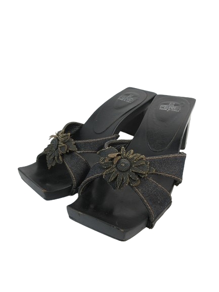 【中古】フェンディ FENDI サンダル ミドルヒール デニム フラワー サイズ35 1/2 黒 QQQ ★AA☆ レディース フェンディ FENDI サンダル ミドルヒール デニム フラワー サイズ35 1