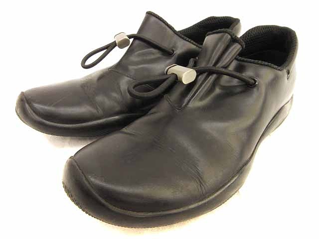 プラダスポーツ PRADA SPORT スニーカー ビブラムソール コードロック 