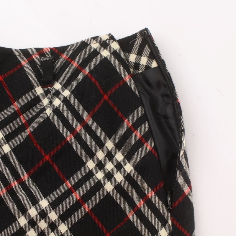 専用！未使用級 BURBERRY BLUE LABEL 台形スカート 〇新着【BURBERRY BLUE LABEL バーバリー ブルーレーベル】台形
