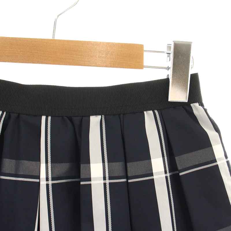 BURBERRY BLUE LABEL ひざ丈フレアスカート BURBERRY BLUE LABELチェック柄 膝丈フレアスカート - メルカリ
