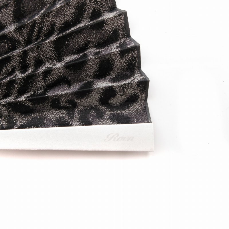 大得価，100%新品 新品未使用　ロエン　アルミ骨扇子ゴールドセット　ROEN roen 扇子　センス　スカル　白竹堂