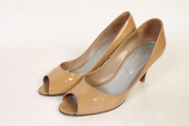 セルジオロッシ Sergio rossi パンプス オープントゥ エナメル 35 茶  