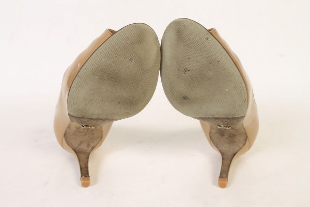 セルジオロッシ Sergio rossi パンプス オープントゥ エナメル 35 茶  