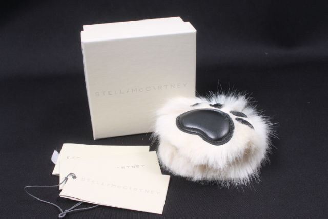 ステラマッカートニー STELLA McCARTNEY キーホルダー 肉球 ファー FUR  