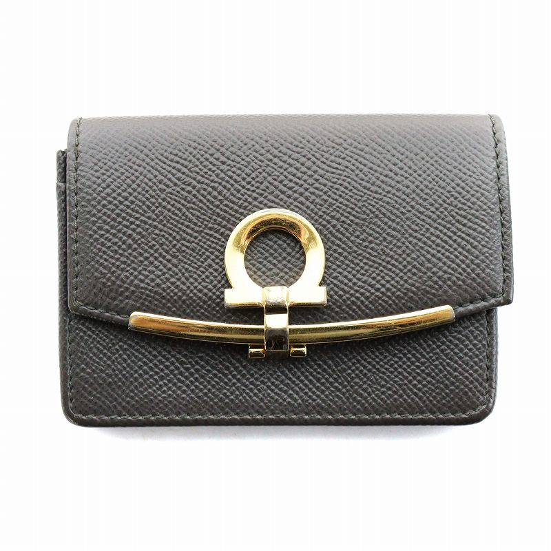 フェラガモ カードケースゴールド・ガンチーニ フェラガモ カードケースゴールド・ガンチーニ サルヴァトーレ