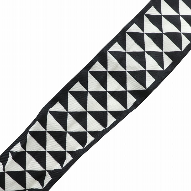 プラダ PRADA スカーフ ツイル 絹 シルク トライアングル柄 総柄 ロゴ  