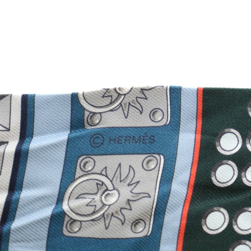 エルメス HERMES ツイリー Colliers de chiens スカーフ 絹 シルク 総  