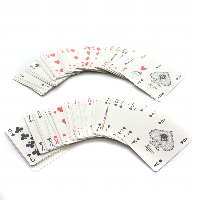 グッチ GUCCI トランプ カードゲーム 2個セット GG柄 総柄 赤