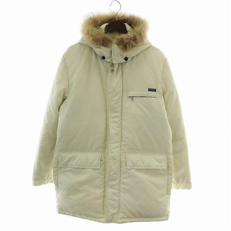 Burberryホワイト ナイロンジャケット ジップアップ BURBERRY LONDON