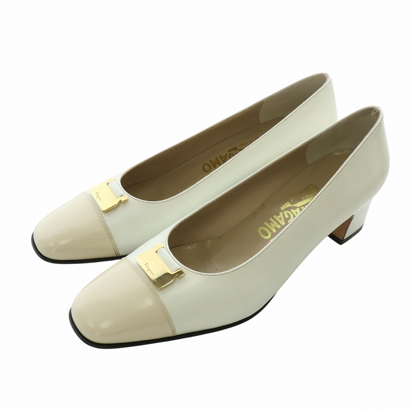 サルヴァトーレフェラガモ Salvatore Ferragamo パンプス レザー  