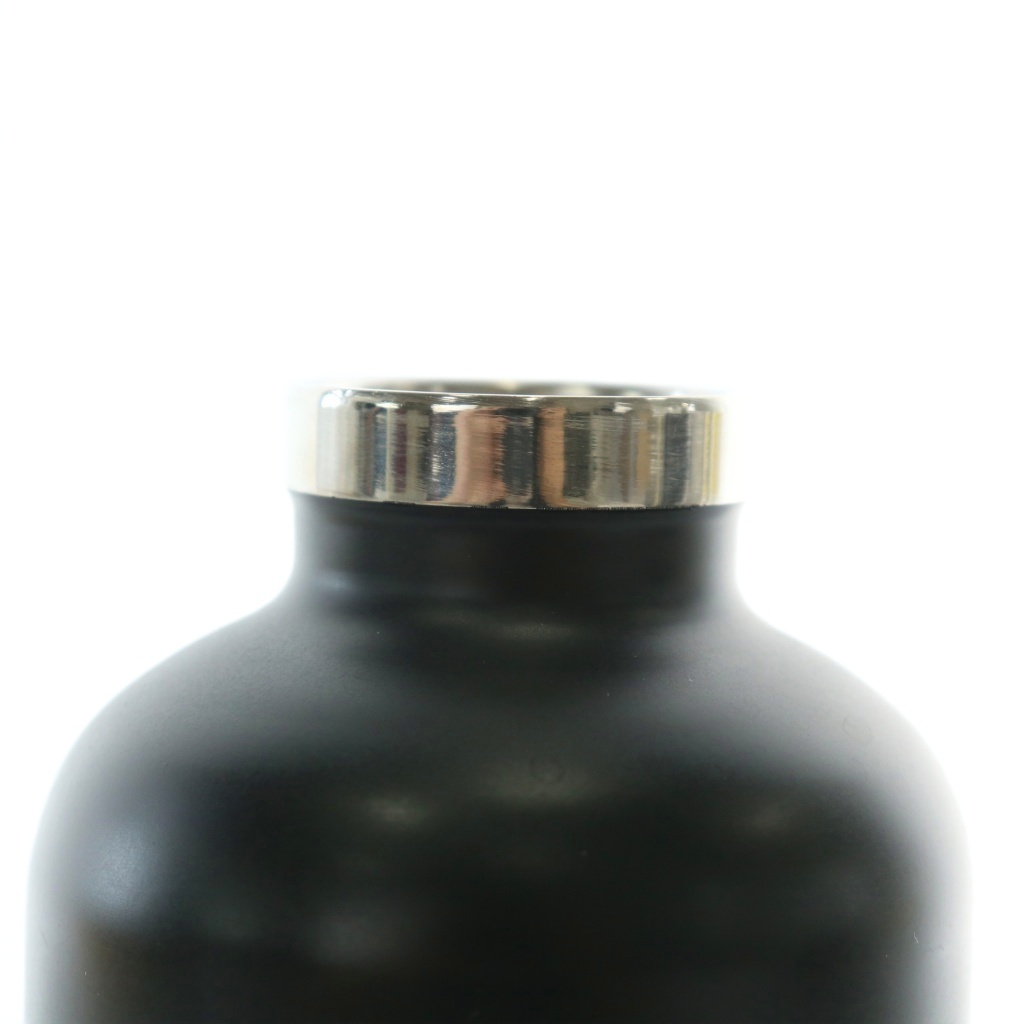 プラダ PRADA 水筒 ボトル タンブラー ステンレス製 500ml ロゴ 黒