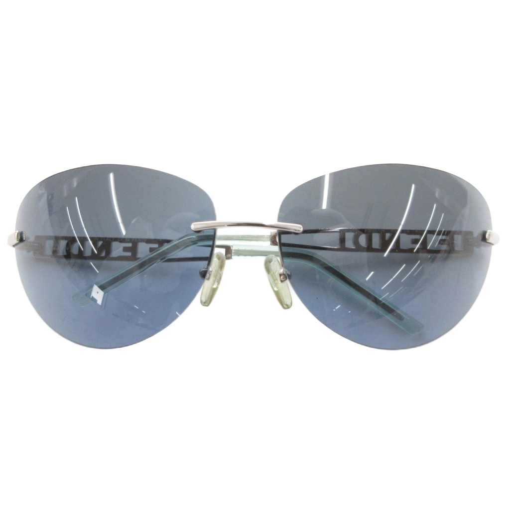 フェンディ　FENDI サングラス　アイウェア　ロゴ