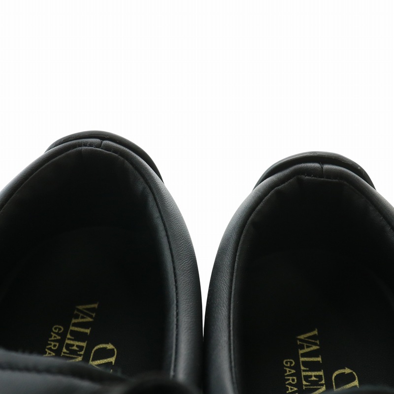 【中古】VALENTINO GARAVANI スニーカー レザー ローカット ロックスタッズ 43 28cm 黒 S1F90Y2 ヴァレンティノ ガラヴァーニ VALENTINO GARAVANI スニーカー レザー